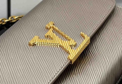 حقيبة بوشيتي لويز جلدي 22 سم من لويس فيتون