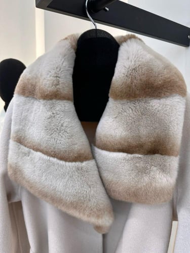 جاكيت فرو مينك شتوي بياقة وأساور وحزام من ماكس مار...