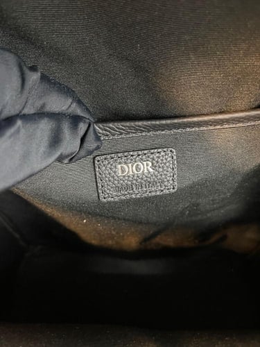 شنطة ديور اوبليك إكسبلورر - مقاس 42