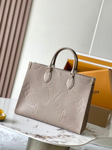 حقيبة اون ذا جو MM بعرض 35 سم من لويس فيتون
