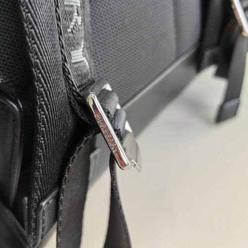 شنطة بيربري London Logo Print