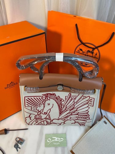 حقيبة هيرمس هيرباج بيغاسوس مع لمسات من البلاديوم