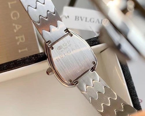 ساعة سيربنتي سيدوتوري من بولغاري