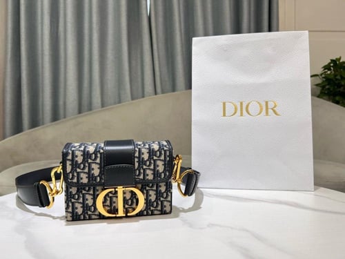 شنطة ديور مونتين بوكس أوبليك جاكار - أسود وبيج