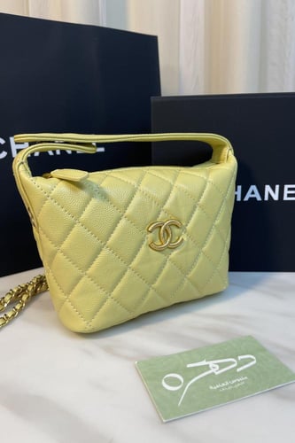 حقيبة هوبو بشعار شانيل بحزام بسلسلة ذهبية - ليموني