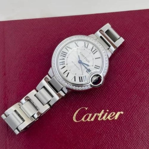 ساعة كارتييه بالون بلو دو كارتييه باطار كريستالي