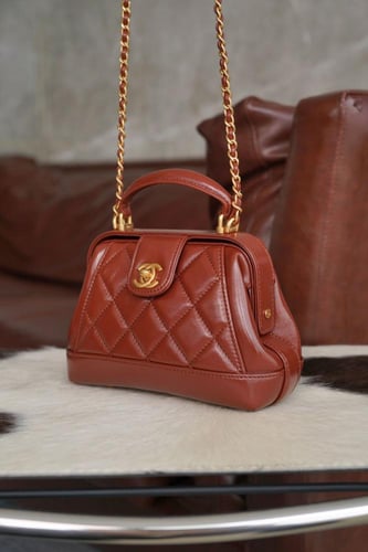 حقيبة كوكودوك 18 سم بمقبض علوي من شانيل - بني