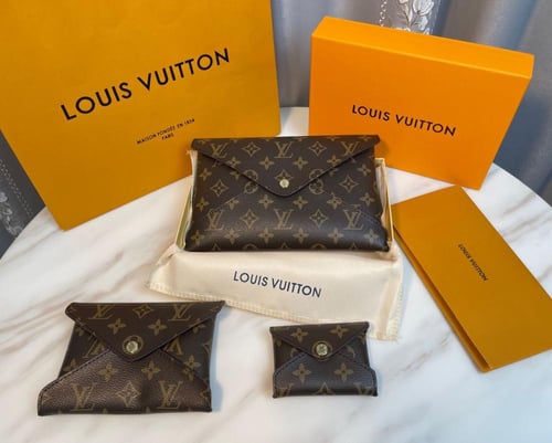 مجموعة مونوغرام كيريغامي بوشيت من لويس فيتون