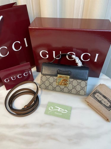 حقيبة قوتشي Padlock مقاس 18