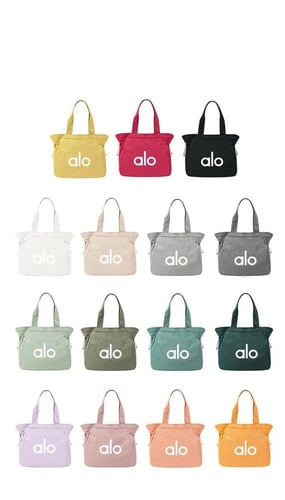 حقيبة يد كاجوال عصرية جديدة من ALO Yoga