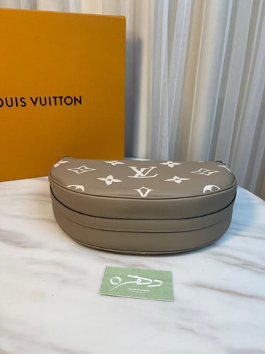 حقيبة لويس فويتون لوب هوبو - زيتي