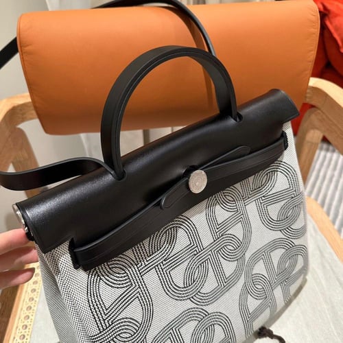 حقيبة هيرباج تشاين دانكر مقاس 31 من هيرميز