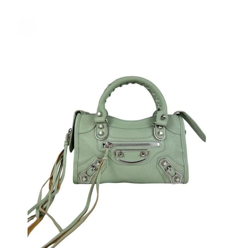 شنطة بالنسياقا كلاسيك سيتي ميني (هادروير فضي)