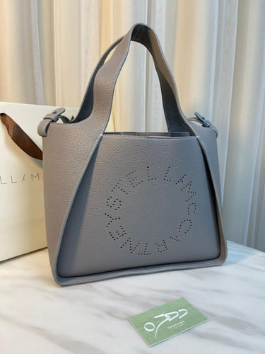 حقيبة كروس بودي التر مات بشعار ستيلا مكارتني