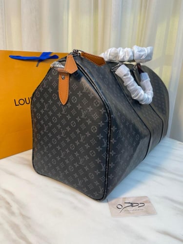 لويس فيتون Keepall Bandouliere اسود
