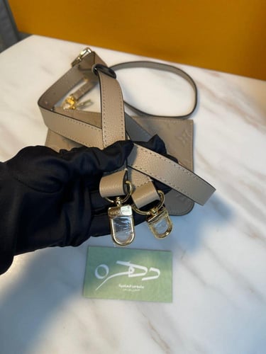 حقيبة لويس فويتون لوب هوبو - زيتي