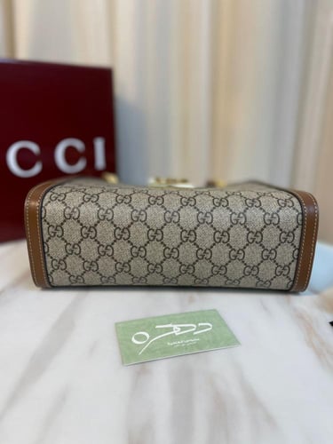 حقيبة من غوتشي بقفل Padlock – بيج وبني