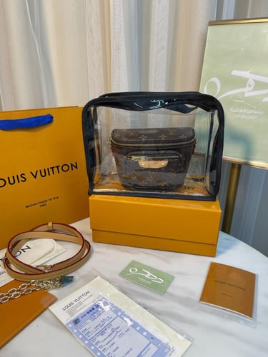 كيس حمايه للشنط شفاف ضد الماء وضد الغبار