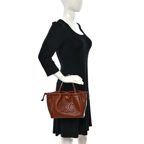 حقيبة سيلين كوير تريومف كاباس