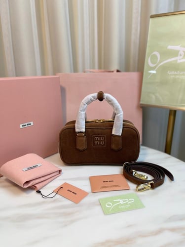 حقيبة أركادي شامواه من ميو ميو مقاس 23