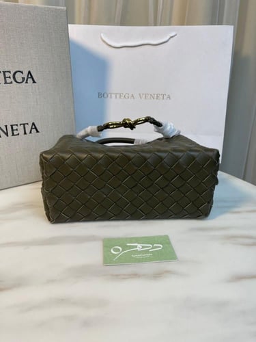 شنطة بوتيقا أنديامو - أخضر زيتي