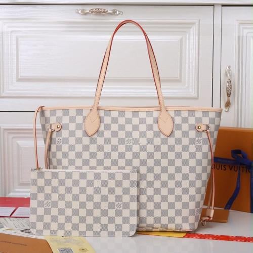 حقيبة لويس فيتون Neverfull MM - بيج