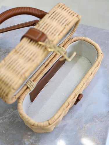 حقيبة كتف 18 سم من القش المنسوج مزينة بالجلد من سا...