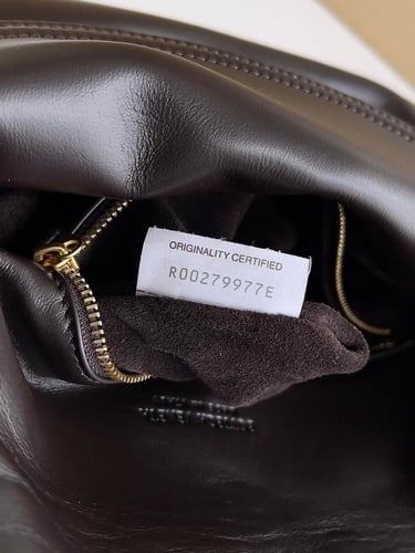 حقيبة بوتيغا فينيتا ليبرتا الصغيرة 27 سم - بني فون...