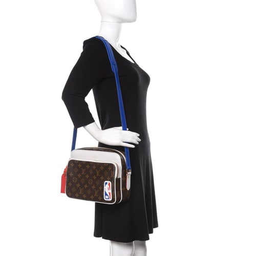 حقيبة X NBA Monogram Nil من لويس فيتون