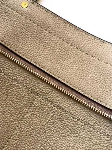 حقيبة تسوق فالنتينو غارافاني روكستد 37 سم