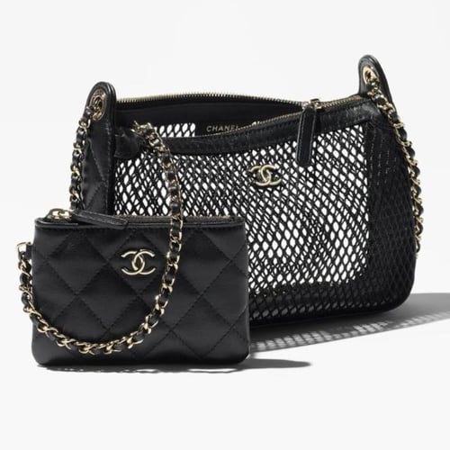 حقيبة كلاتش بسلسلة مع شبك بشعار شانيل - أسود