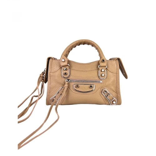 شنطة بالنسياقا كلاسيك سيتي ميني (هادروير فضي)