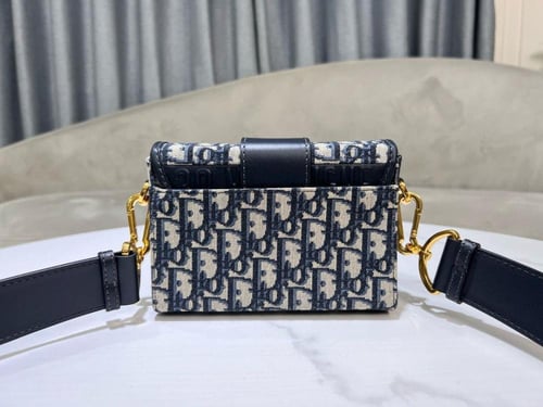 شنطة ديور مونتين بوكس أوبليك جاكار - أسود وبيج