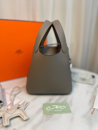 حقيبة هيرميس مقاس 18 هاردوير فضي