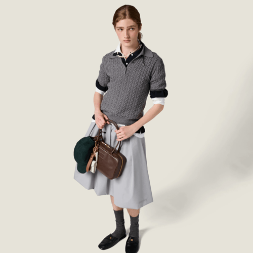 حقيبة يد جلدية فاخرة من ميو ميو