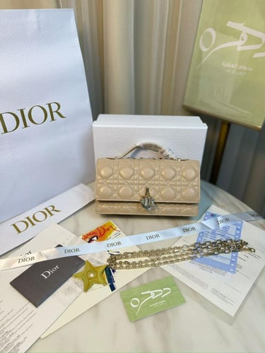 حقيبة Lady Dior مقاس 21 - بيج