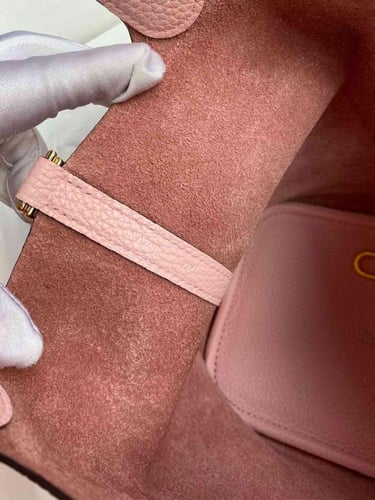 حقيبة هيرميس مقاس 18 هاردوير ذهبي - وردي