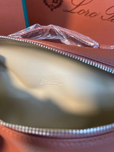 شنطة لوروبيانا إكسترا بوكت باوتش إل 19 ناعم - بني