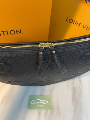 حقيبة لويس فويتون لوب هوبو - أسود