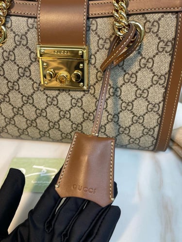 حقيبة من غوتشي بقفل Padlock – بيج وبني