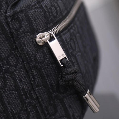 حقيبة ظهر رايدر سوداء من ديور أوبليك جاكار