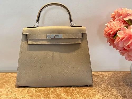 حقيبة ايرميز كيلي 25 - رمادي لؤلؤي