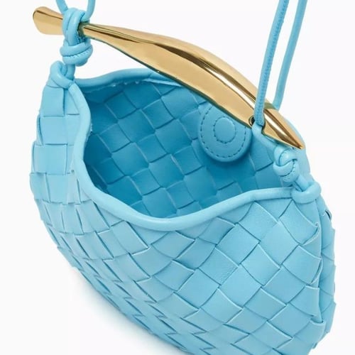 حقيبة كروس ساردين ميني جلد مجدول من بوتيغا فينيتا...