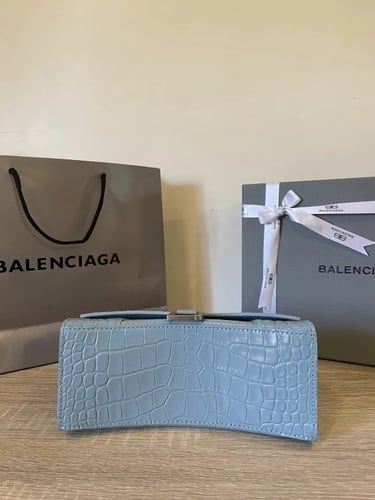 شنطة بالنسياقا سمول 22 سم نقش جلد التمساح