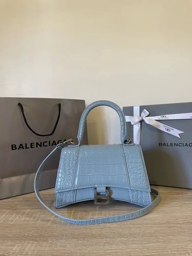 شنطة بالنسياقا سمول 22 سم نقش جلد التمساح