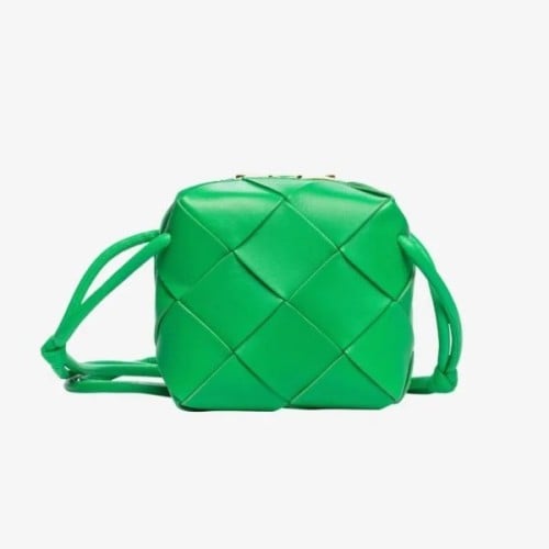 حقيبة ميني كاسيت من بوتيغا فينيتا