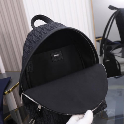 حقيبة ظهر رايدر سوداء من ديور أوبليك جاكار