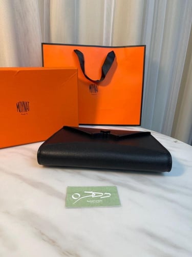 حقيبة كلاتش غابرييل 26 سم من موينات سوداء