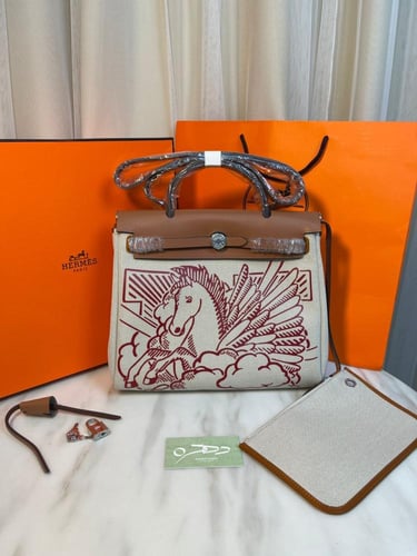حقيبة هيرمس هيرباج بيغاسوس مع لمسات من البلاديوم