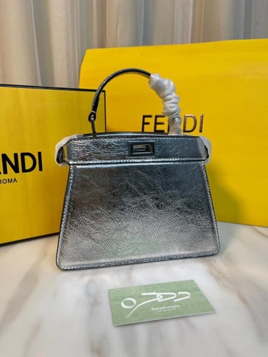 شنطة فندي بيكابو بتيت 20 - فضي